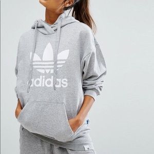 Adidas Sweater